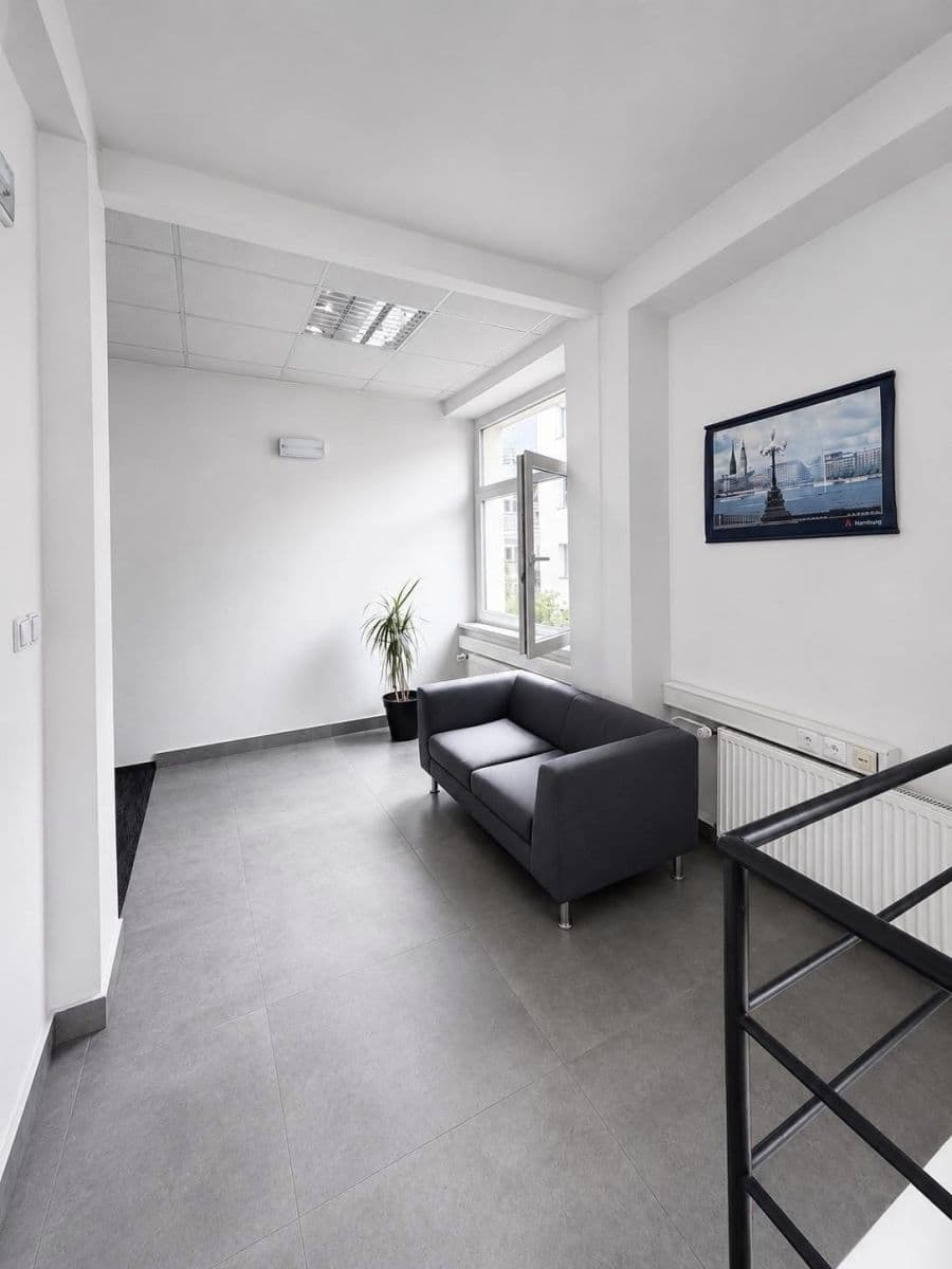 office to rent, 28 m², Pernerova, Prague, Prague office to rent, 28 m², Pernerova, Prague, Prague