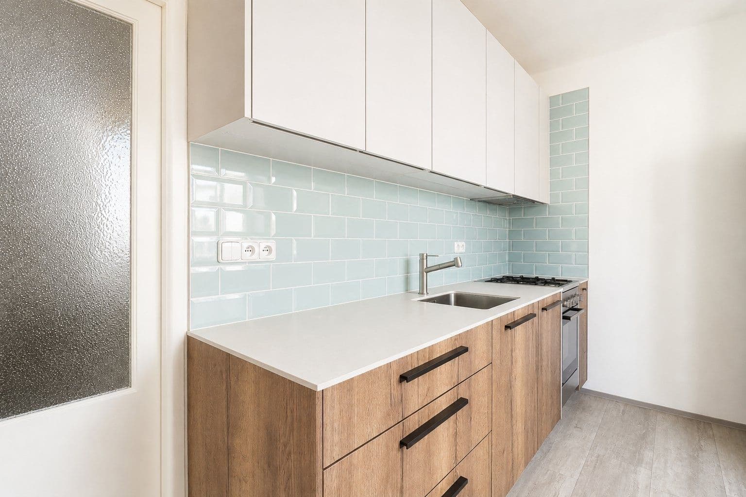 2 bedroom flat to rent, 59 m², Jeseniova, Prague, Prague 2 bedroom flat to rent, 59 m², Jeseniova, Prague, Prague