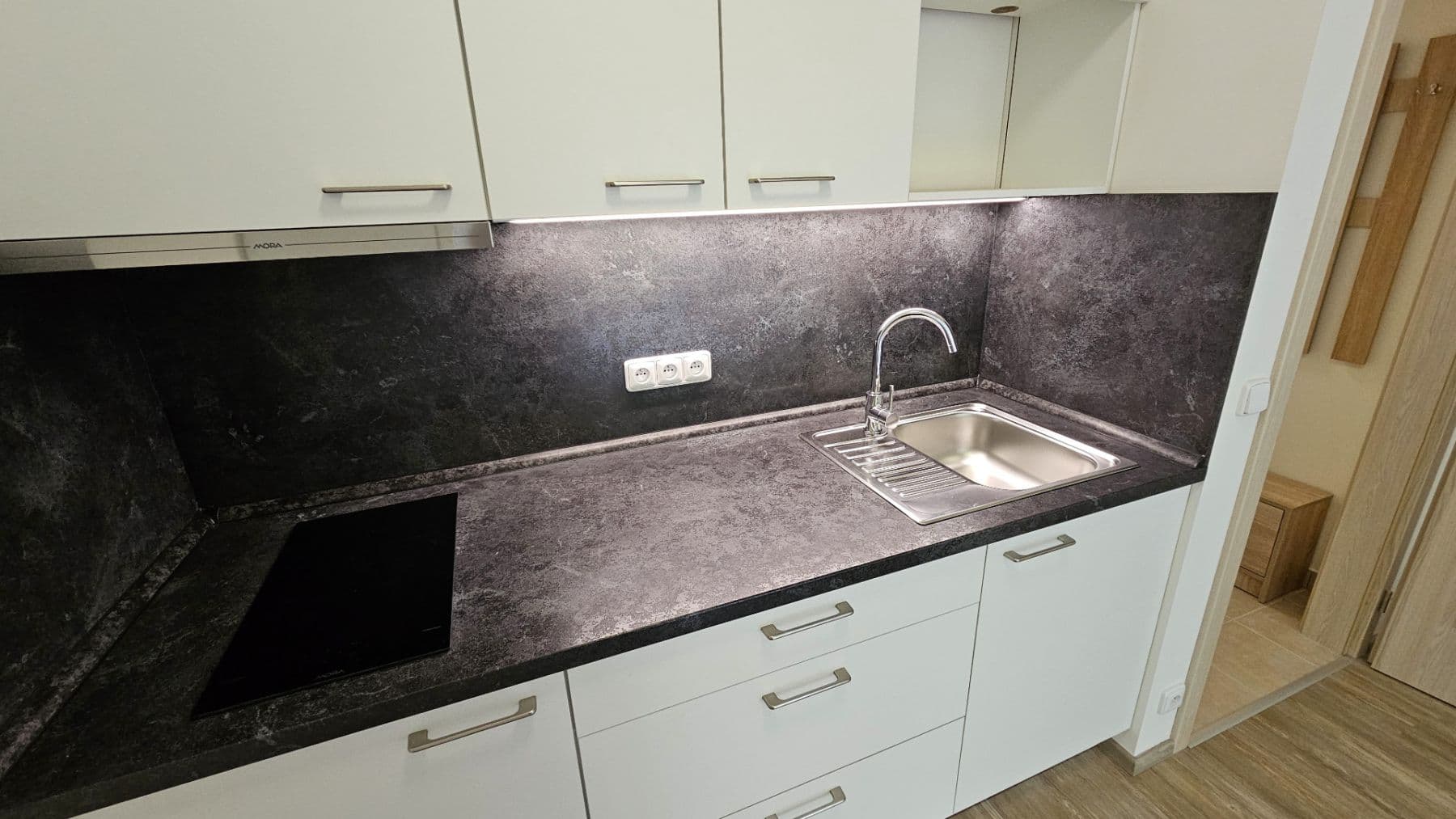 Studio flat to rent, 30 m², Sinkulova, Prague, Prague Studio flat to rent, 30 m², Sinkulova, Prague, Prague