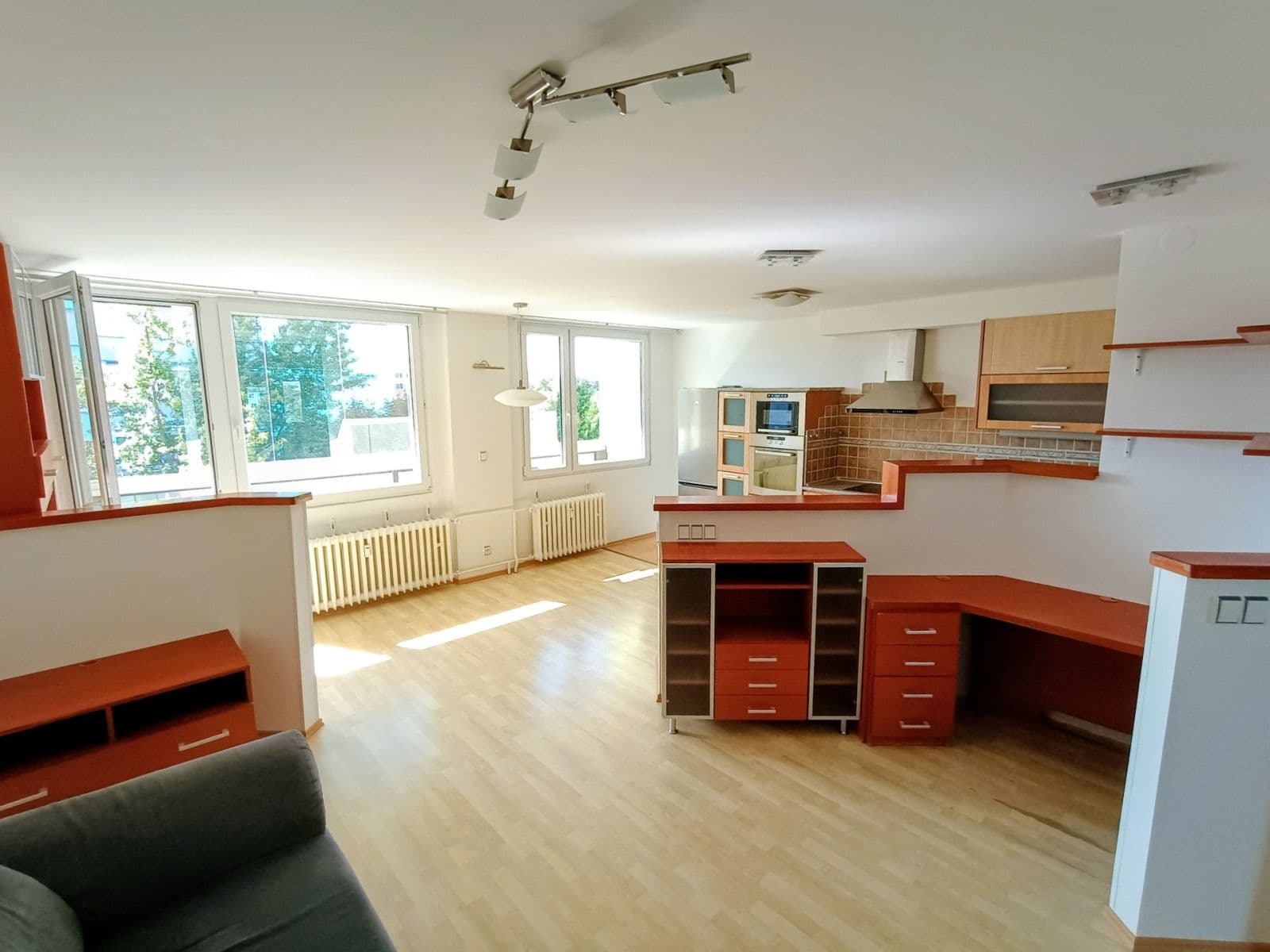 2 bedroom with open-plan kitchen flat to rent, 76 m², Pod Strání, Prague, Prague 2 bedroom with open-plan kitchen flat to rent, 76 m², Pod Strání, Prague, Prague