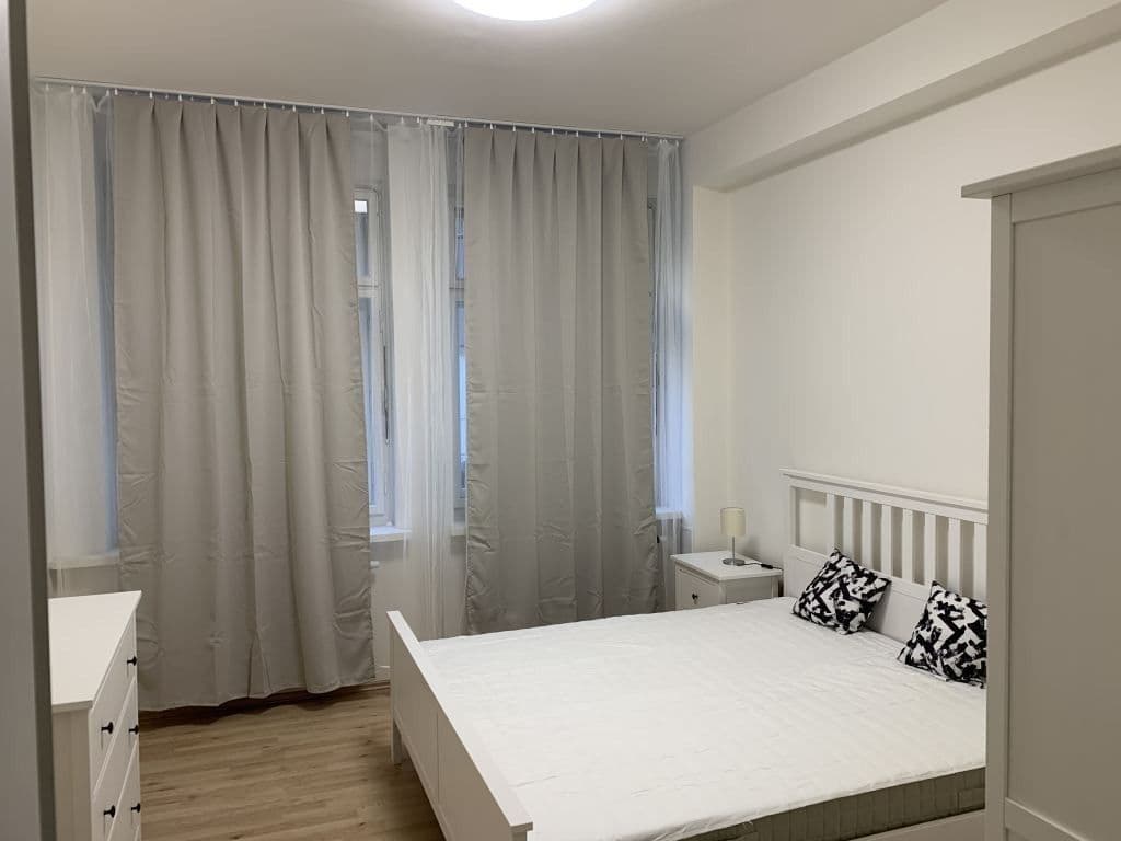 1 bedroom with open-plan kitchen flat to rent, 70 m², Ostrovní, Prague, Prague 1 bedroom with open-plan kitchen flat to rent, 70 m², Ostrovní, Prague, Prague