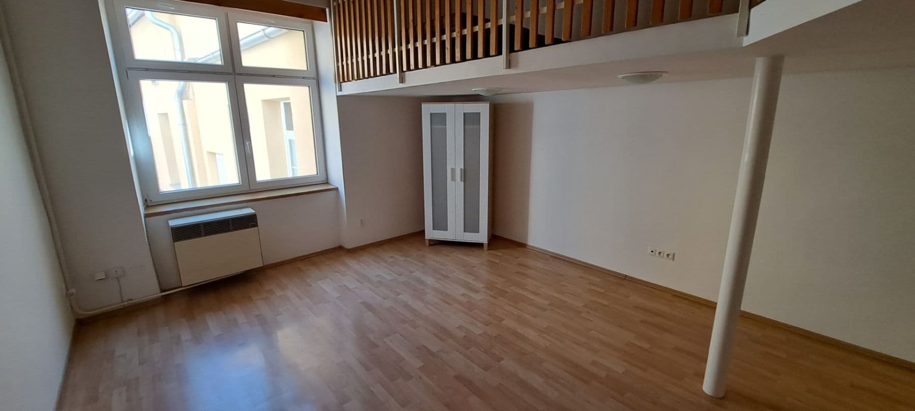1 bedroom with open-plan kitchen flat to rent, 80 m², U podjezdu, Olomouc, Olomoucký Region 1 bedroom with open-plan kitchen flat to rent, 80 m², U podjezdu, Olomouc, Olomoucký Region