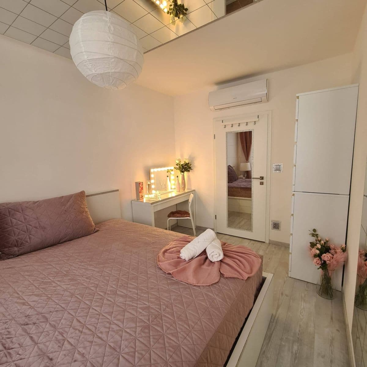 2 bedroom with open-plan kitchen flat for sale, 80 m², alej Svobody, Plzeň, Plzeňský Region 2 bedroom with open-plan kitchen flat for sale, 80 m², alej Svobody, Plzeň, Plzeňský Region
