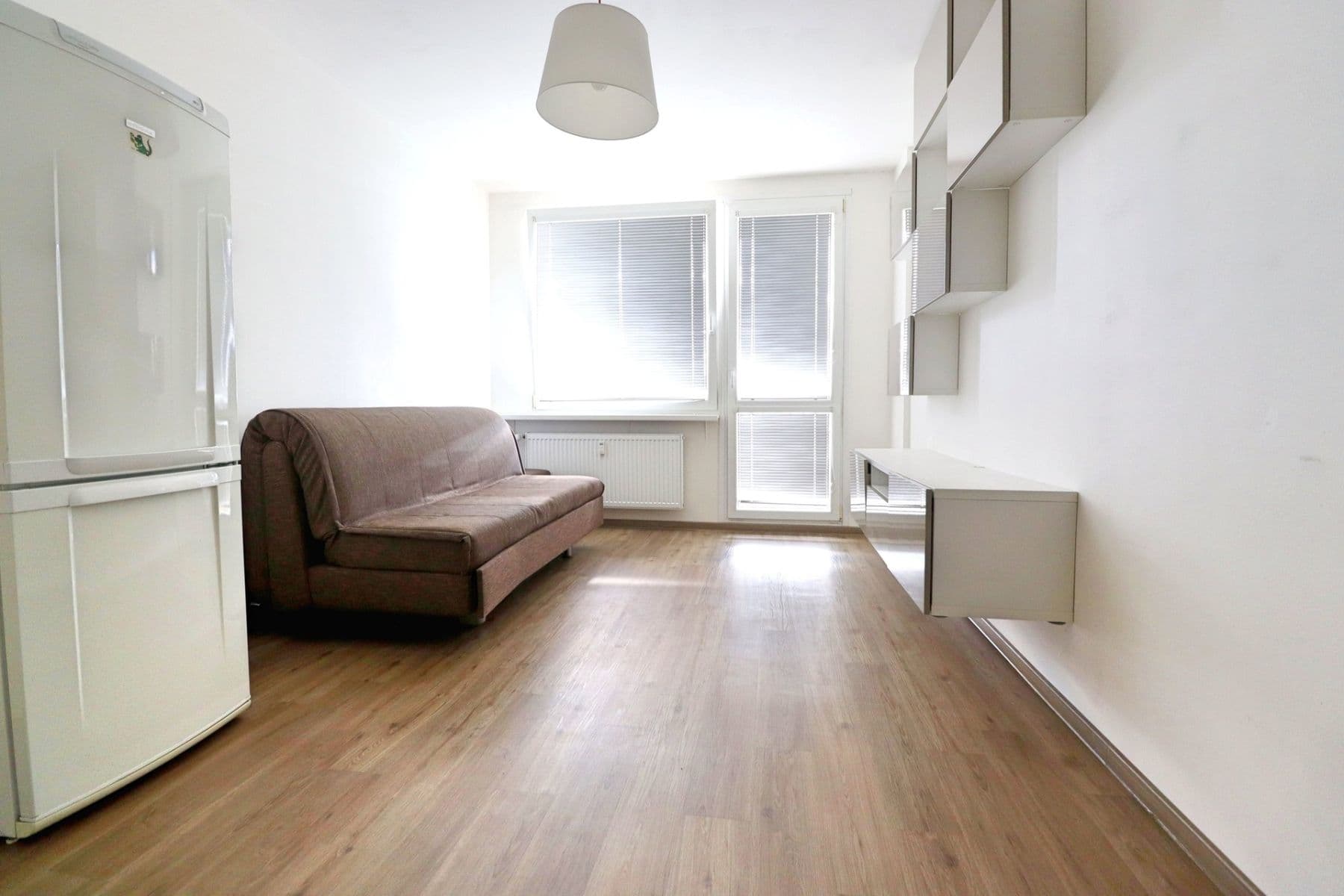 1 bedroom with open-plan kitchen flat to rent, 40 m², Litvínovská, Prague, Prague 1 bedroom with open-plan kitchen flat to rent, 40 m², Litvínovská, Prague, Prague
