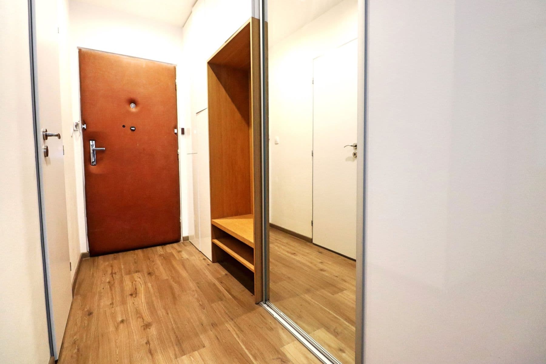 1 bedroom with open-plan kitchen flat to rent, 40 m², Litvínovská, Prague, Prague 1 bedroom with open-plan kitchen flat to rent, 40 m², Litvínovská, Prague, Prague