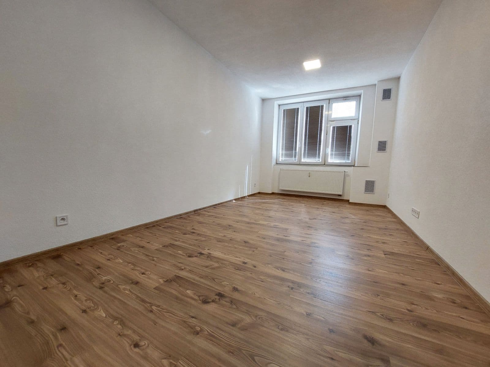 1 bedroom flat to rent, 33 m², Celní, Karlovy Vary, Karlovarský Region 1 bedroom flat to rent, 33 m², Celní, Karlovy Vary, Karlovarský Region