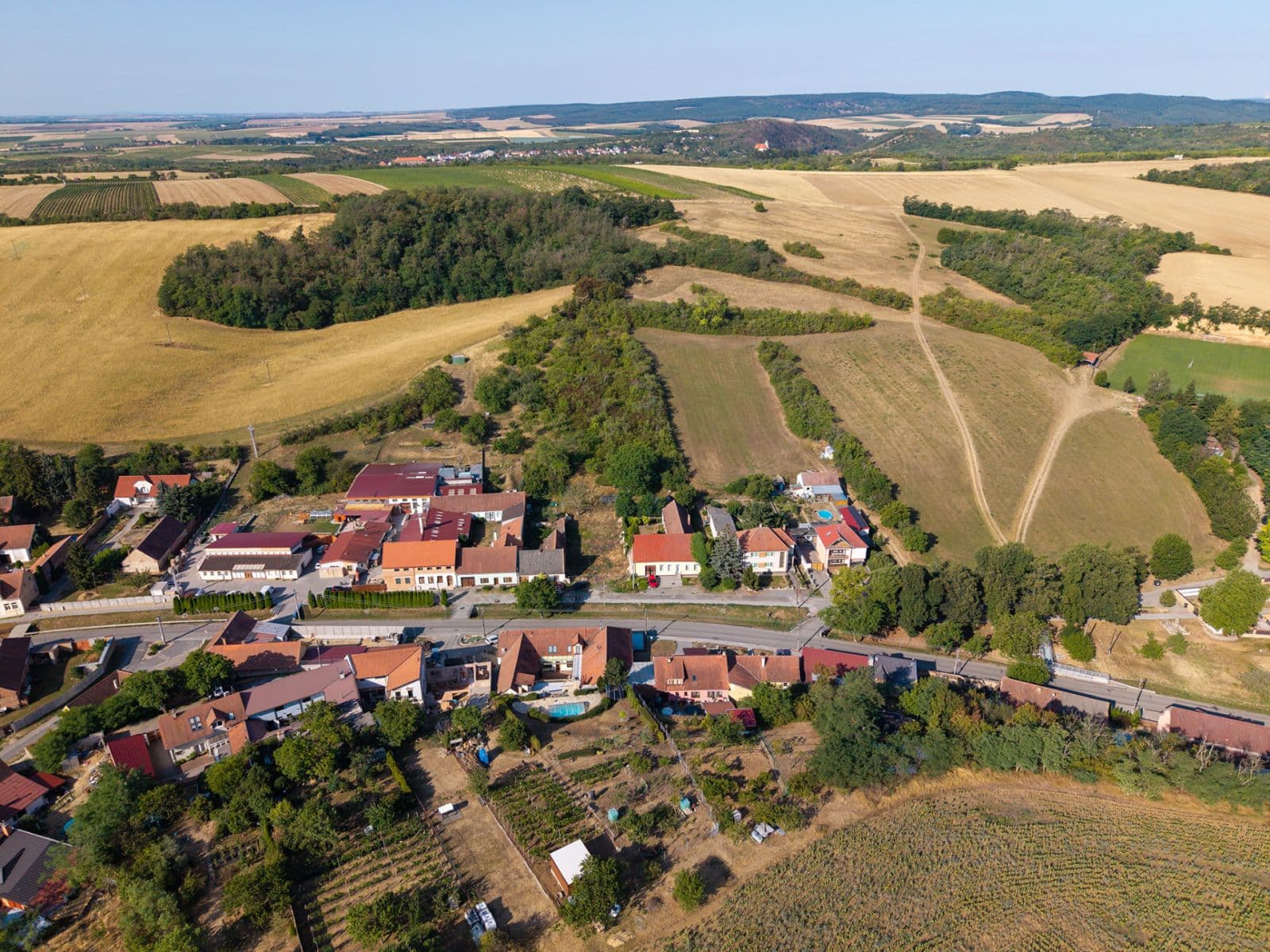 plot for sale, 3,400 m², Mělčany, Jihomoravský Region plot for sale, 3,400 m², Mělčany, Jihomoravský Region