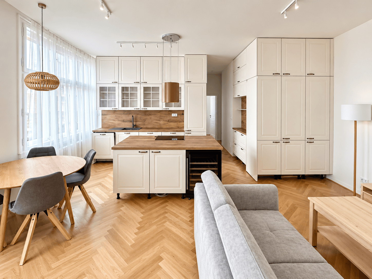 1 bedroom with open-plan kitchen flat to rent, 62 m², Na Ovčinách, Prague, Prague 1 bedroom with open-plan kitchen flat to rent, 62 m², Na Ovčinách, Prague, Prague