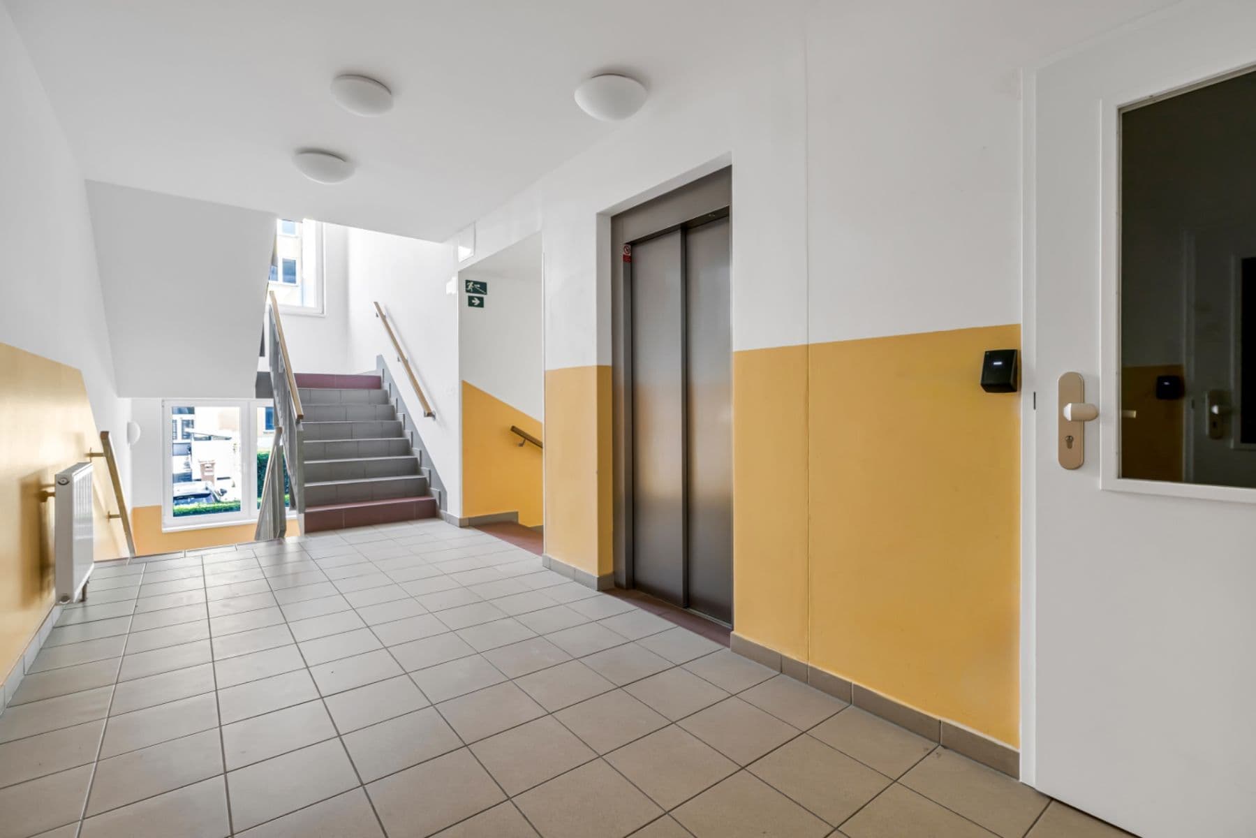 1 bedroom with open-plan kitchen flat for sale, 65 m², Zlonická, Prague, Prague 1 bedroom with open-plan kitchen flat for sale, 65 m², Zlonická, Prague, Prague