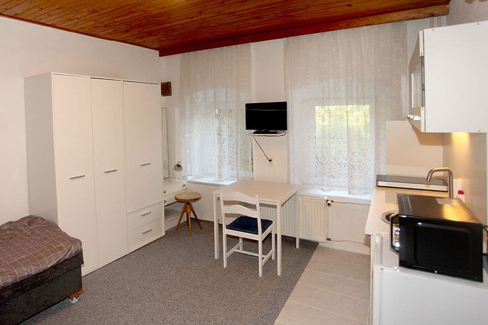 Studio flat to rent, 18 m², Na Stoupách, Jihlava, Vysočina Region Studio flat to rent, 18 m², Na Stoupách, Jihlava, Vysočina Region