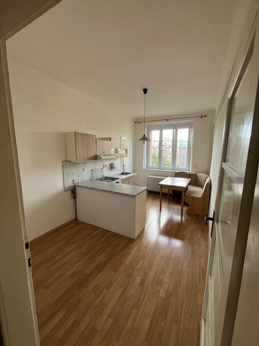 1 bedroom flat to rent, 43 m², Maroldova, Prague, Prague 1 bedroom flat to rent, 43 m², Maroldova, Prague, Prague