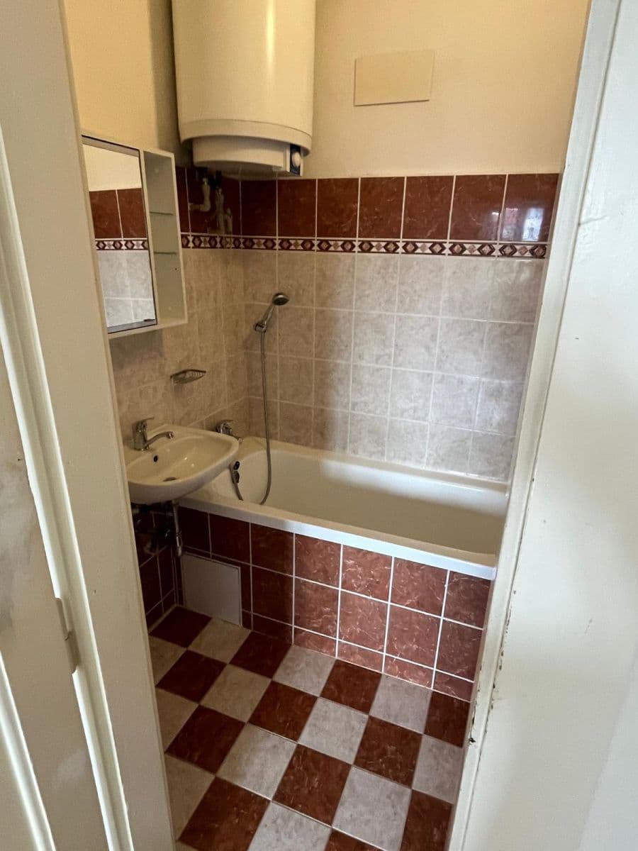 1 bedroom flat to rent, 43 m², Maroldova, Prague, Prague 1 bedroom flat to rent, 43 m², Maroldova, Prague, Prague