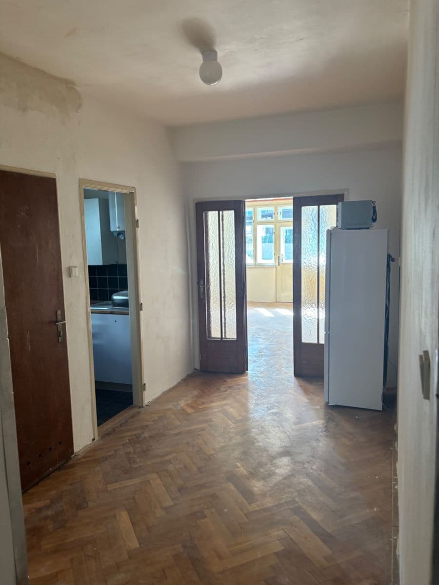 2 bedroom with open-plan kitchen flat to rent, 92 m², Lomnického, Prague, Prague 2 bedroom with open-plan kitchen flat to rent, 92 m², Lomnického, Prague, Prague