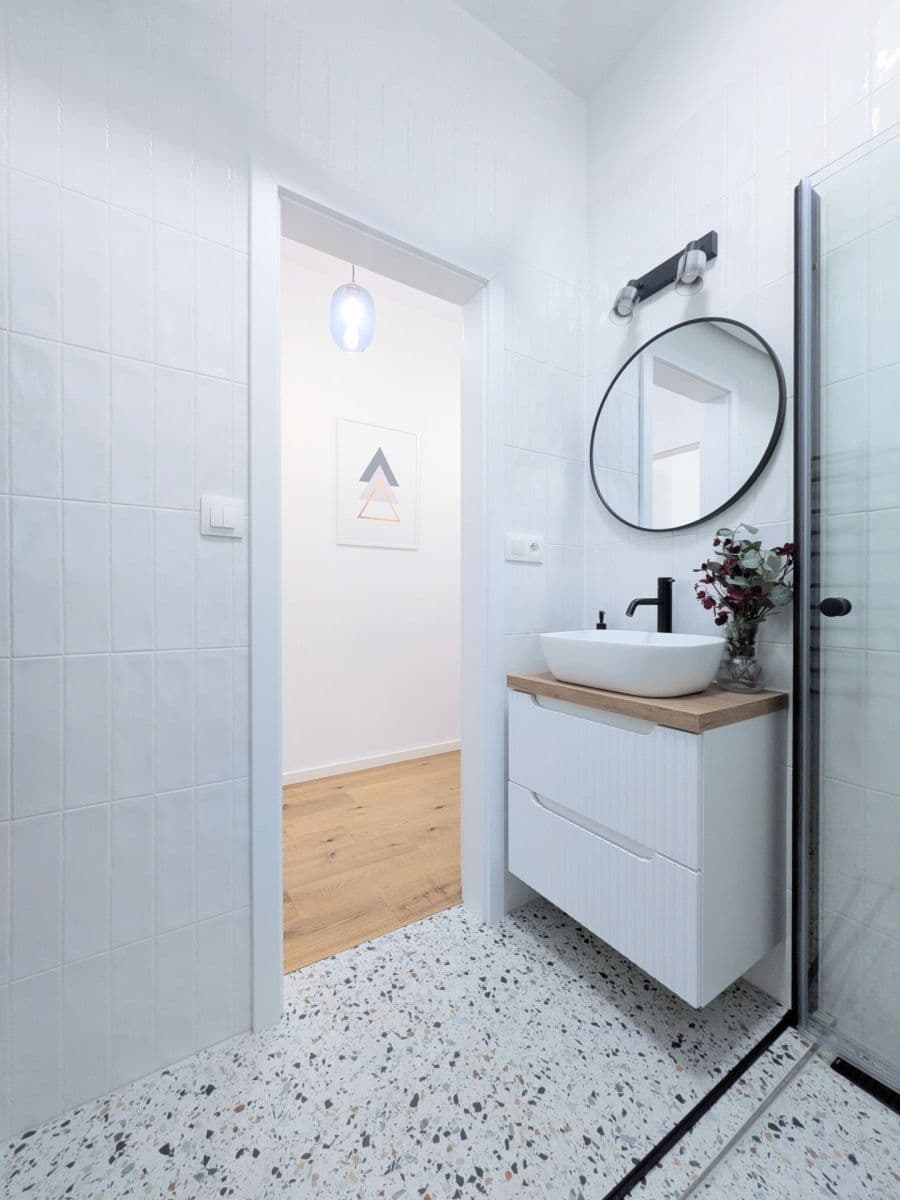 Studio flat to rent, 30 m², Petrohradská, Prague, Prague Studio flat to rent, 30 m², Petrohradská, Prague, Prague