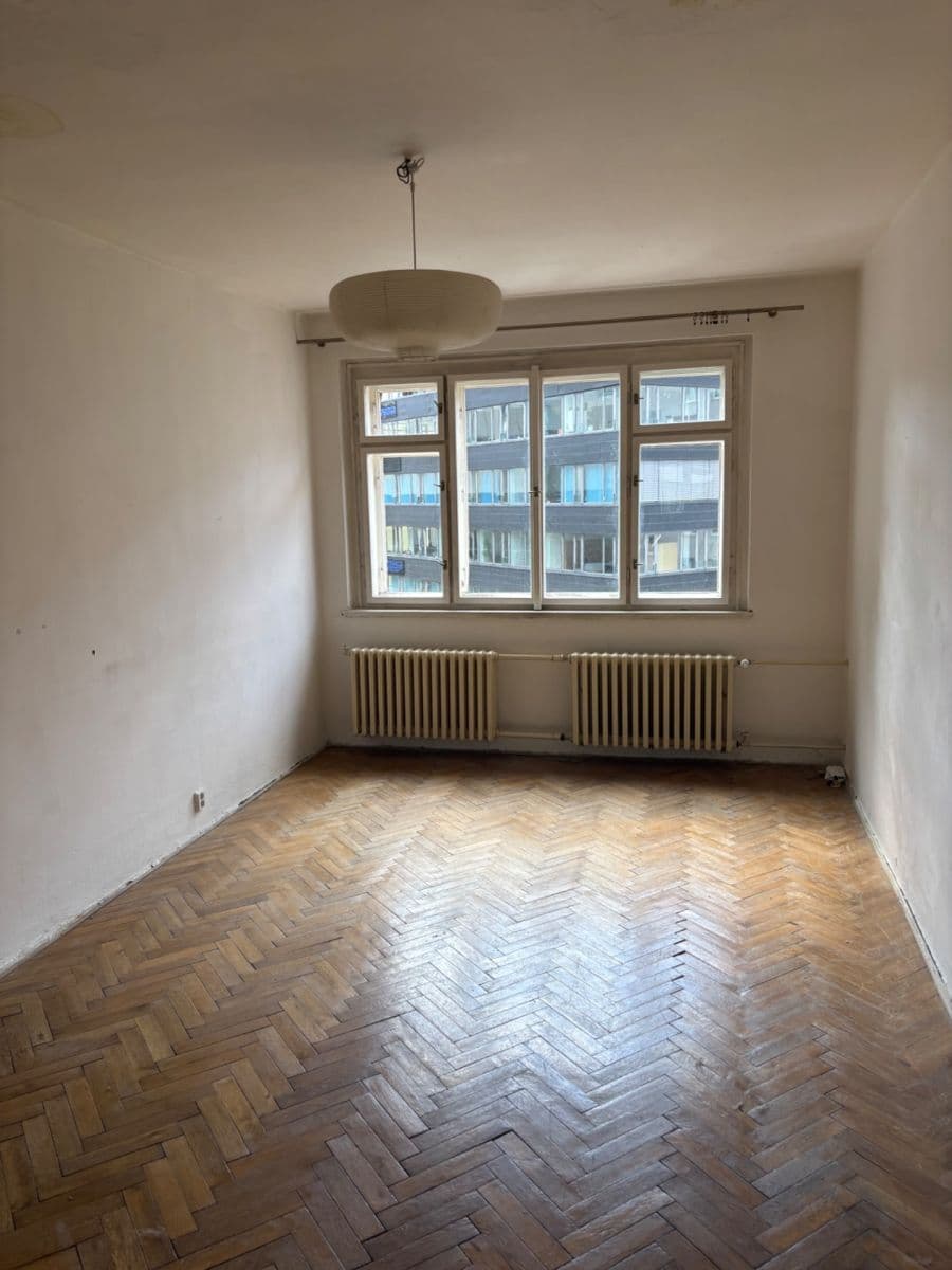 1 bedroom with open-plan kitchen flat to rent, 70 m², Lomnického, Prague, Prague 1 bedroom with open-plan kitchen flat to rent, 70 m², Lomnického, Prague, Prague