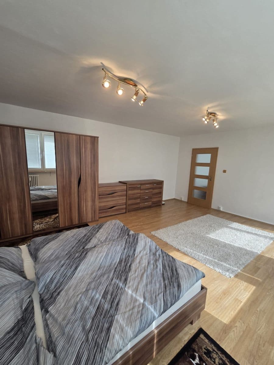 3 bedroom flat to rent, 87 m², K Olympiku, Prague, Prague 3 bedroom flat to rent, 87 m², K Olympiku, Prague, Prague