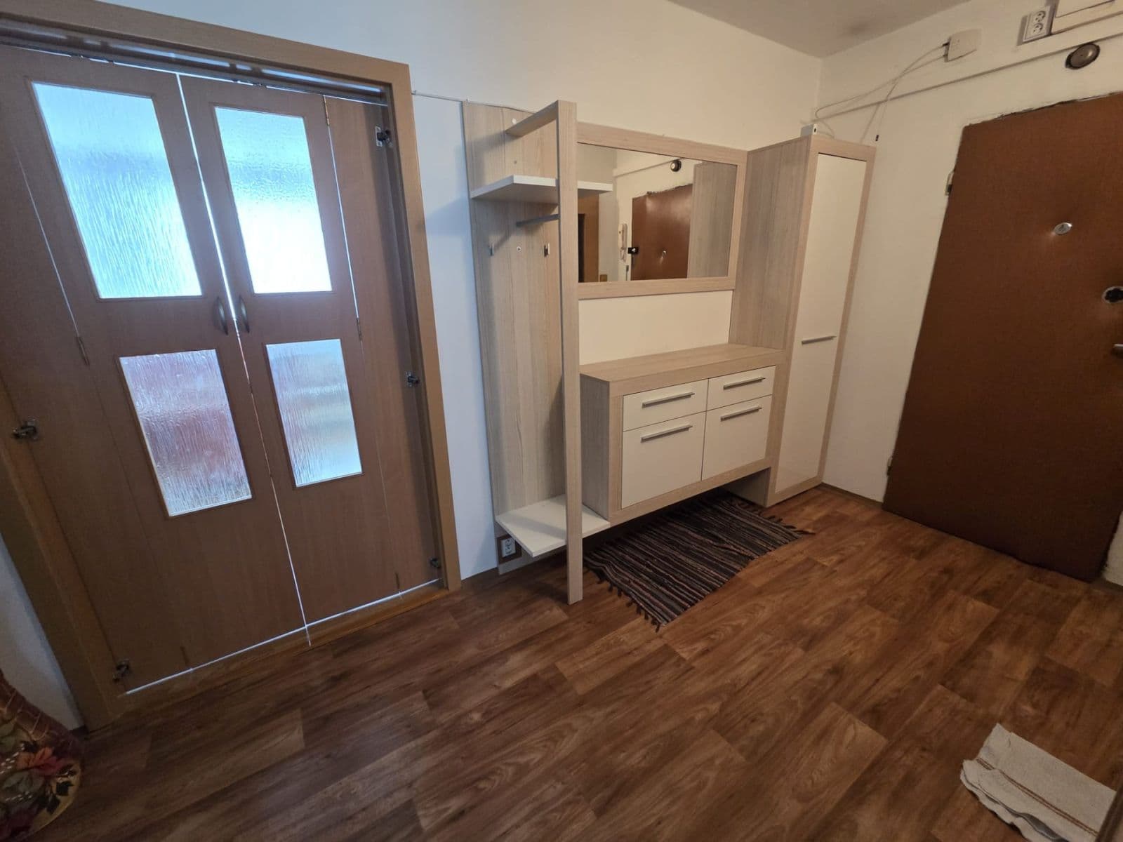 3 bedroom flat to rent, 87 m², K Olympiku, Prague, Prague 3 bedroom flat to rent, 87 m², K Olympiku, Prague, Prague