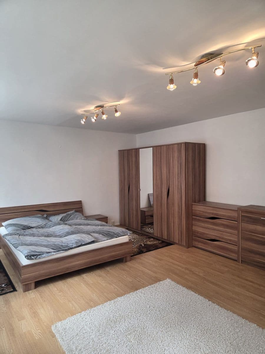 3 bedroom flat to rent, 87 m², K Olympiku, Prague, Prague 3 bedroom flat to rent, 87 m², K Olympiku, Prague, Prague