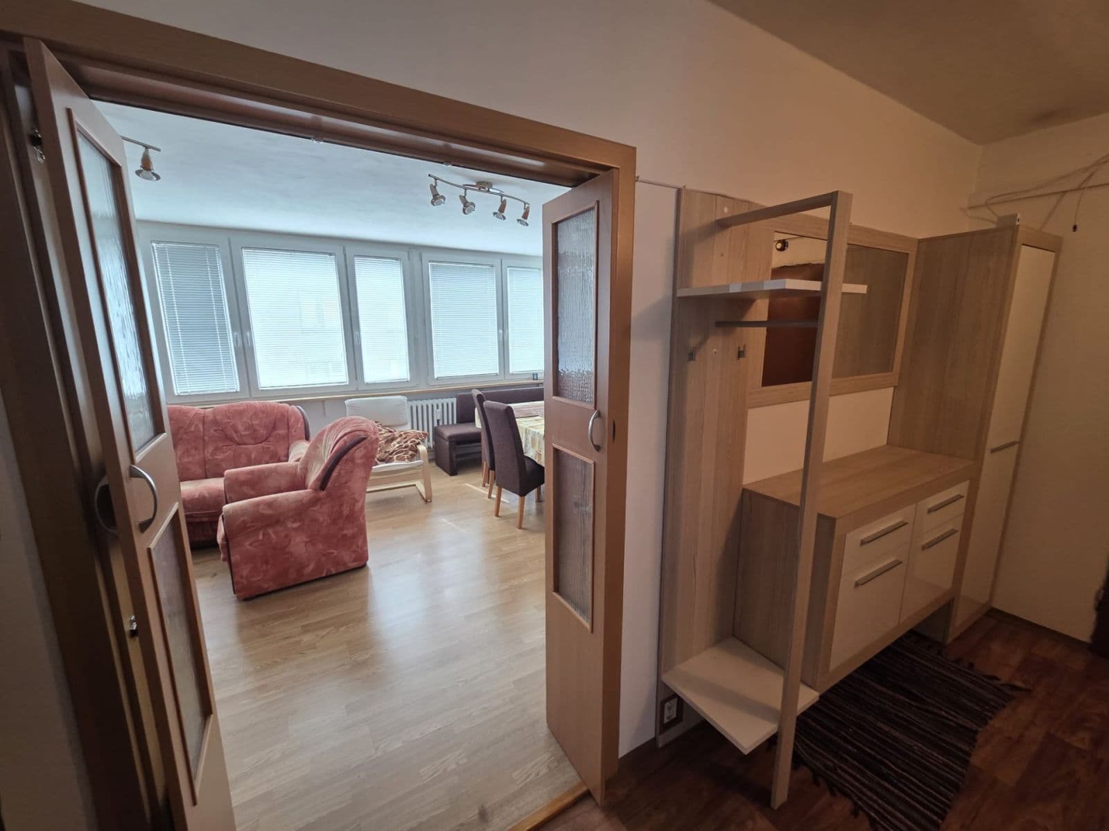3 bedroom flat to rent, 87 m², K Olympiku, Prague, Prague 3 bedroom flat to rent, 87 m², K Olympiku, Prague, Prague