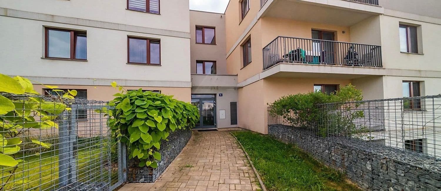 2 bedroom with open-plan kitchen flat for sale, 95 m², Provázkova, Prague, Prague 2 bedroom with open-plan kitchen flat for sale, 95 m², Provázkova, Prague, Prague