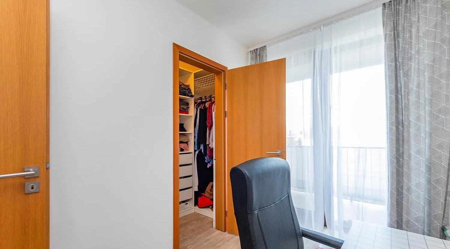 2 bedroom with open-plan kitchen flat for sale, 95 m², Provázkova, Prague, Prague 2 bedroom with open-plan kitchen flat for sale, 95 m², Provázkova, Prague, Prague