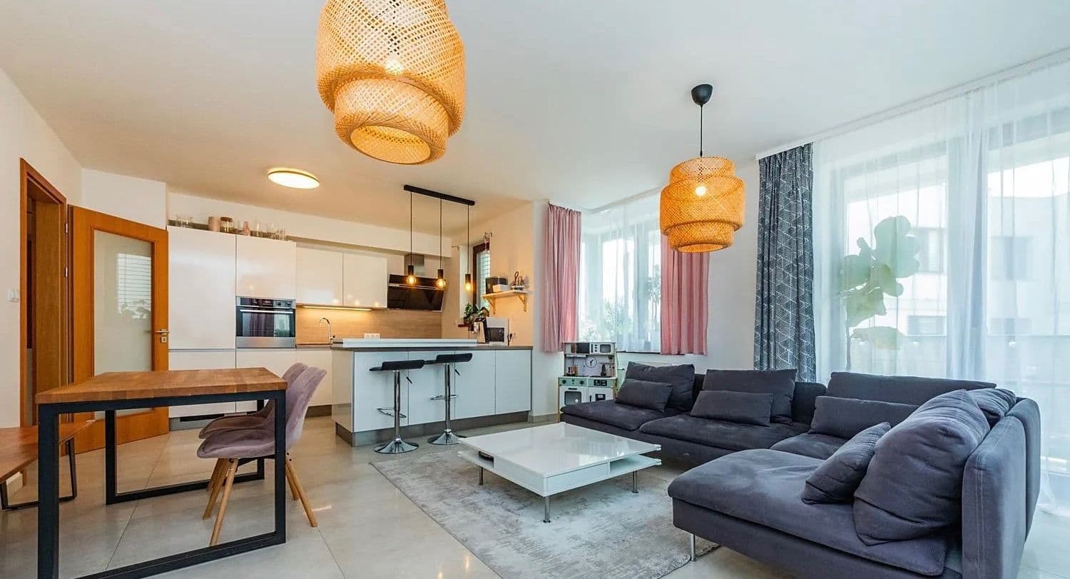 2 bedroom with open-plan kitchen flat for sale, 95 m², Provázkova, Prague, Prague 2 bedroom with open-plan kitchen flat for sale, 95 m², Provázkova, Prague, Prague