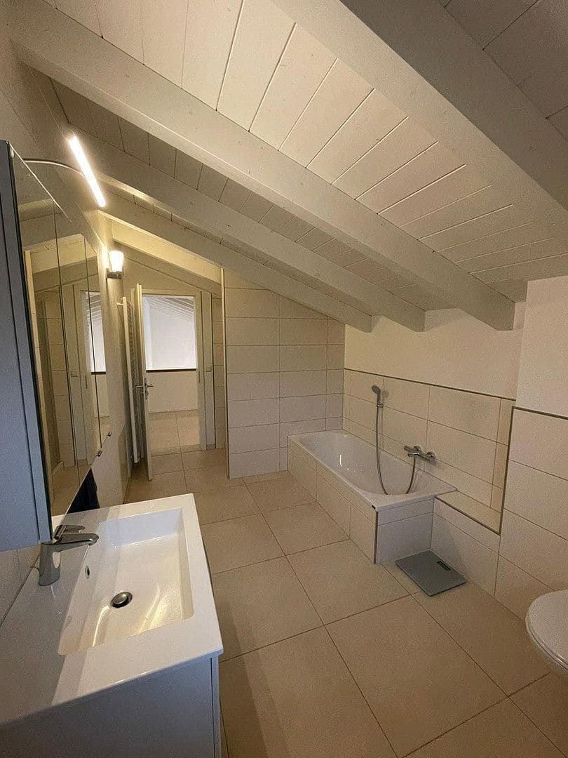 house to rent, 295 m², Weilerbach, Rhineland-Palatinate house to rent, 295 m², Weilerbach, Rhineland-Palatinate