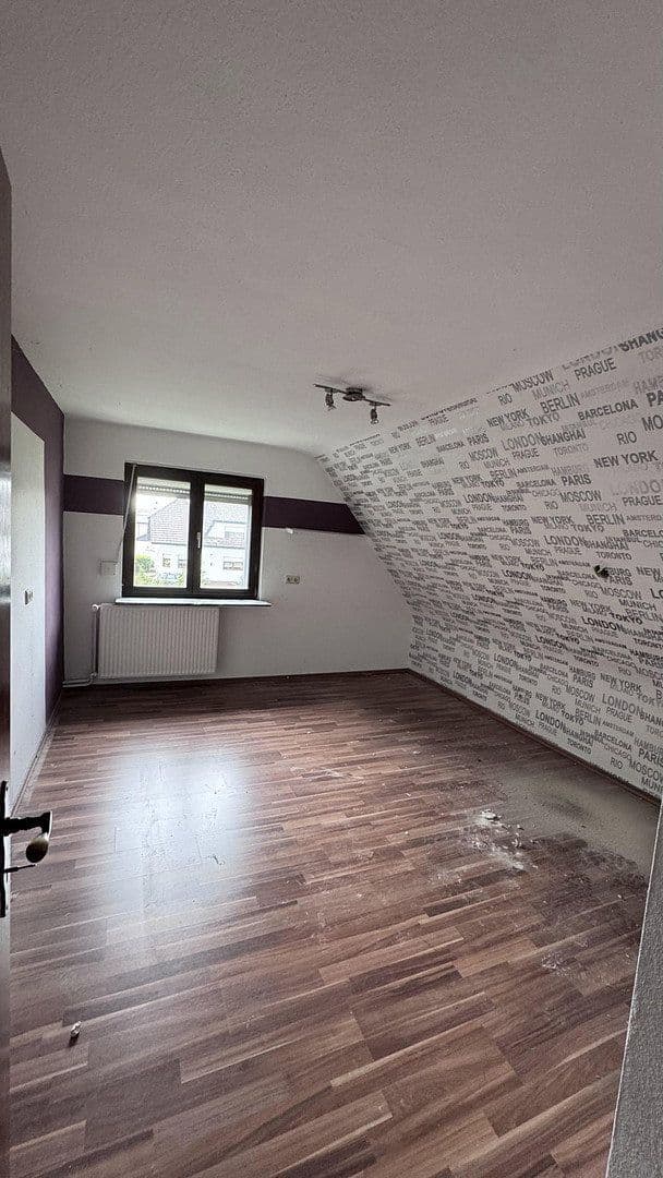 house for sale, 170 m², Odenwaldstraße 53, Rödermark, Hesse house for sale, 170 m², Odenwaldstraße 53, Rödermark, Hesse