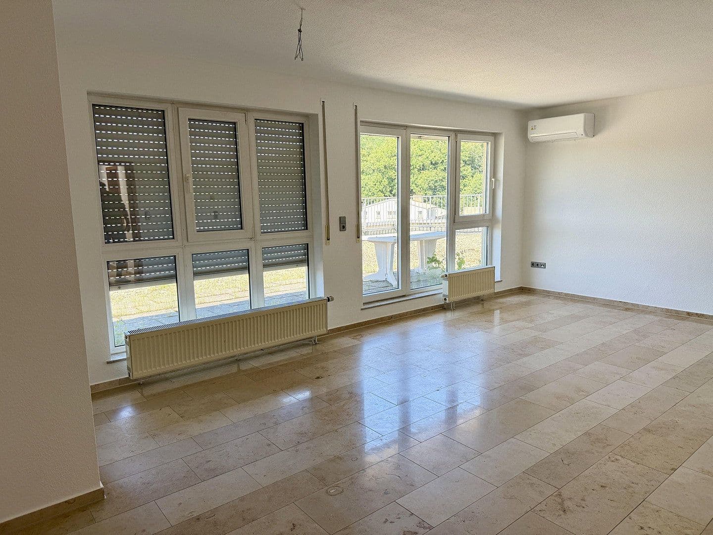 office to rent, 106 m², Neusalza-Spremberg, Saxony office to rent, 106 m², Neusalza-Spremberg, Saxony