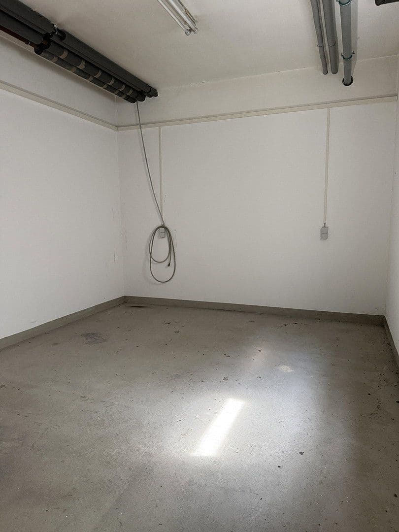 office to rent, 106 m², Neusalza-Spremberg, Saxony office to rent, 106 m², Neusalza-Spremberg, Saxony