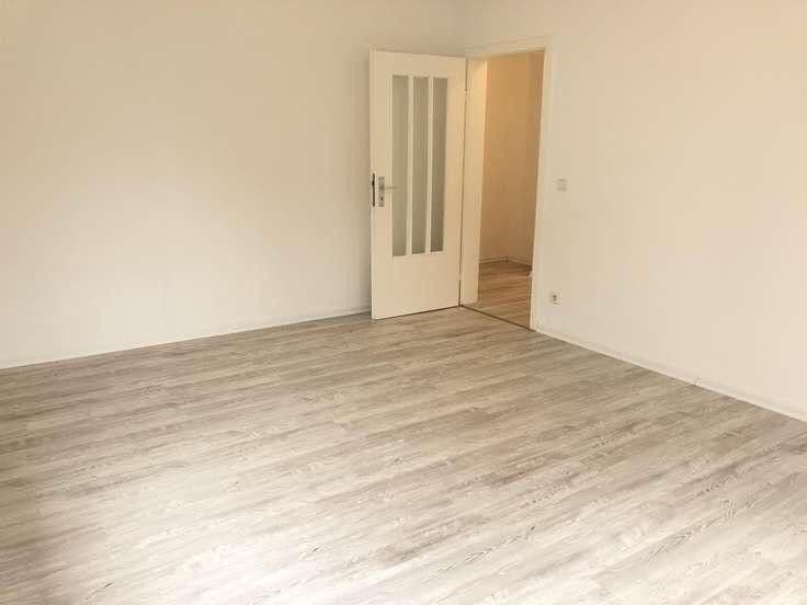 2 bedroom with open-plan kitchen flat to rent, 64 m², Wattenbachstr. 12, Essen, North Rhine-Westphalia 2 bedroom with open-plan kitchen flat to rent, 64 m², Wattenbachstr. 12, Essen, North Rhine-Westphalia