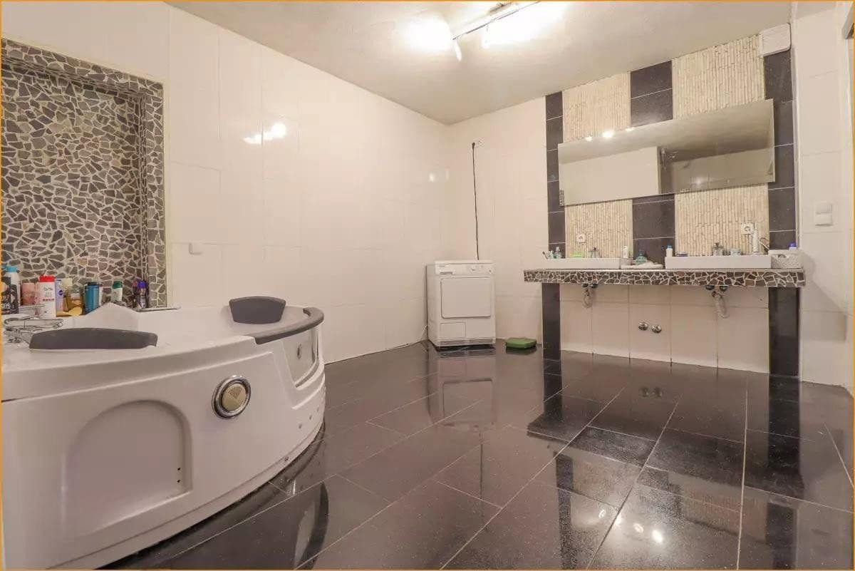 house for sale, 467 m², Zum Backofen.2, Stolberg, North Rhine-Westphalia house for sale, 467 m², Zum Backofen.2, Stolberg, North Rhine-Westphalia