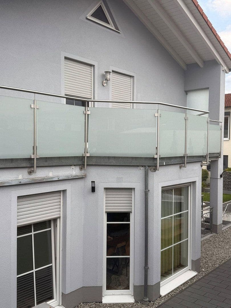 house for sale, 200 m², Brunnweg 12, Obertraubling, Bavaria house for sale, 200 m², Brunnweg 12, Obertraubling, Bavaria