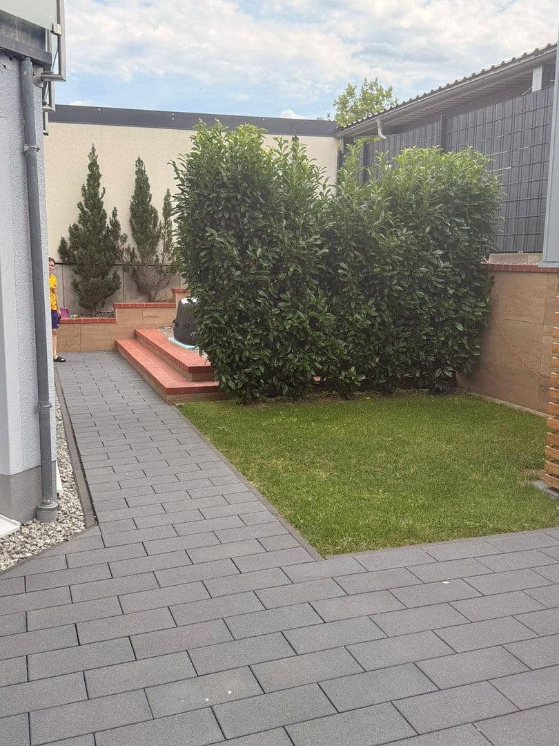 house for sale, 200 m², Brunnweg 12, Obertraubling, Bavaria house for sale, 200 m², Brunnweg 12, Obertraubling, Bavaria