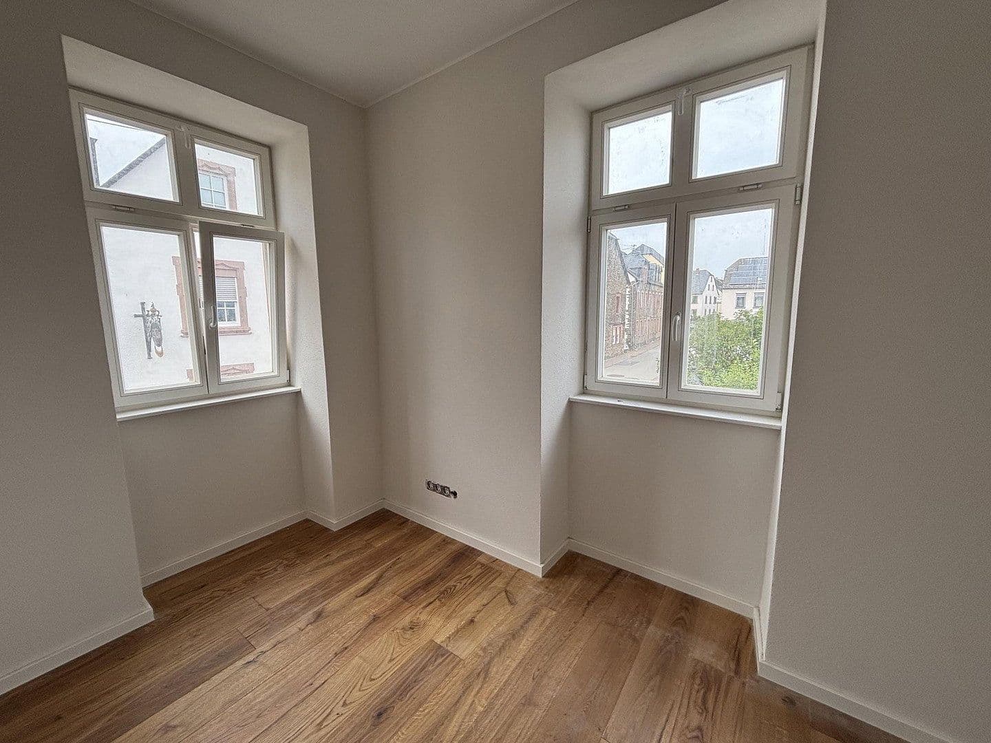 4 bedroom with open-plan kitchen flat to rent, 146 m², Moselstraße 6, Osann-Monzel, Rhineland-Palatinate 4 bedroom with open-plan kitchen flat to rent, 146 m², Moselstraße 6, Osann-Monzel, Rhineland-Palatinate