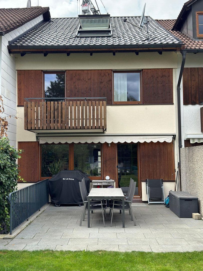 house for sale, 135 m², Höhenkirchen-Siegertsbrunn, Bavaria house for sale, 135 m², Höhenkirchen-Siegertsbrunn, Bavaria