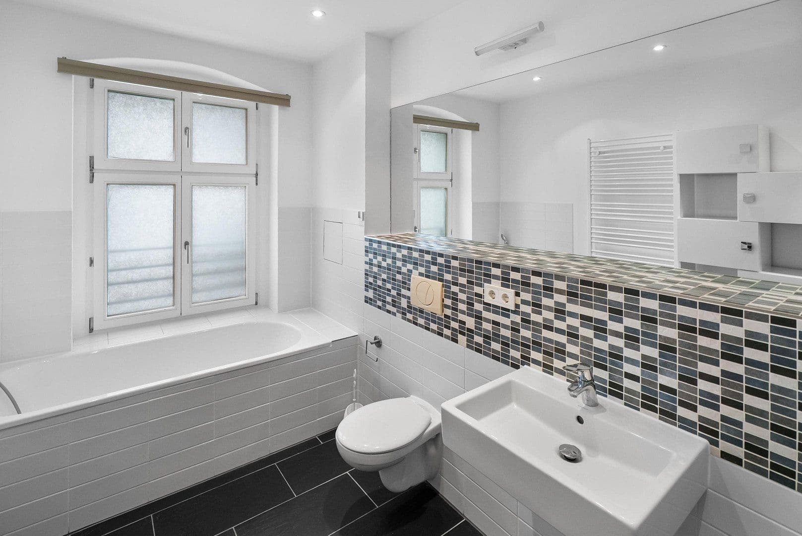 2 bedroom with open-plan kitchen flat for sale, 171 m², Marienstraße 9,, Berlin, Berlin 2 bedroom with open-plan kitchen flat for sale, 171 m², Marienstraße 9,, Berlin, Berlin