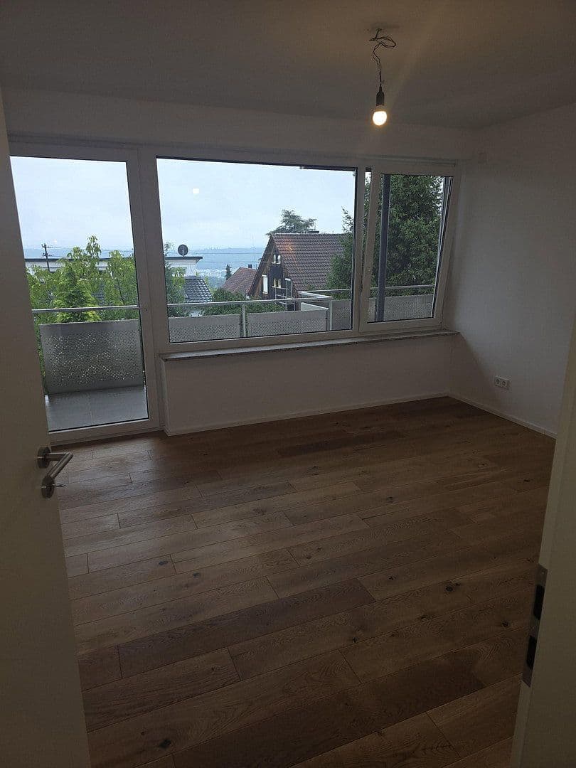 4 bedroom with open-plan kitchen flat to rent, 135 m², Camererweg 42, Esslingen am Neckar, Baden-Württemberg 4 bedroom with open-plan kitchen flat to rent, 135 m², Camererweg 42, Esslingen am Neckar, Baden-Württemberg