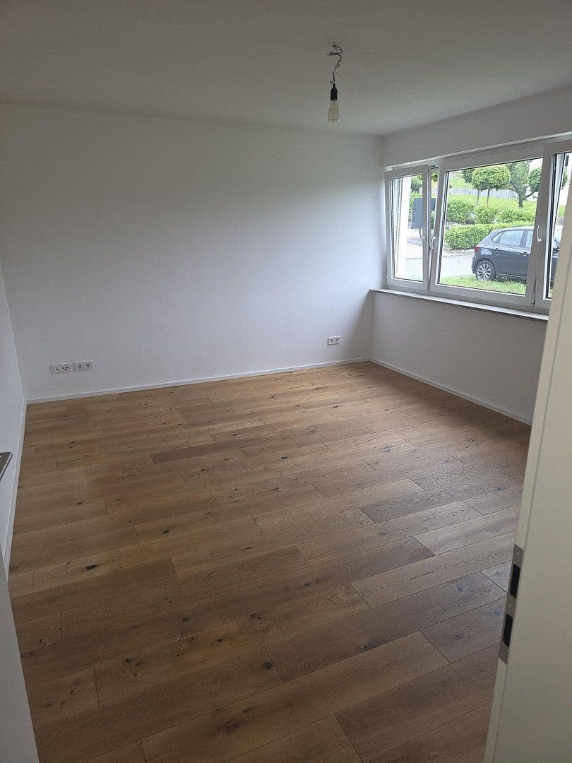 4 bedroom with open-plan kitchen flat to rent, 135 m², Camererweg 42, Esslingen am Neckar, Baden-Württemberg 4 bedroom with open-plan kitchen flat to rent, 135 m², Camererweg 42, Esslingen am Neckar, Baden-Württemberg