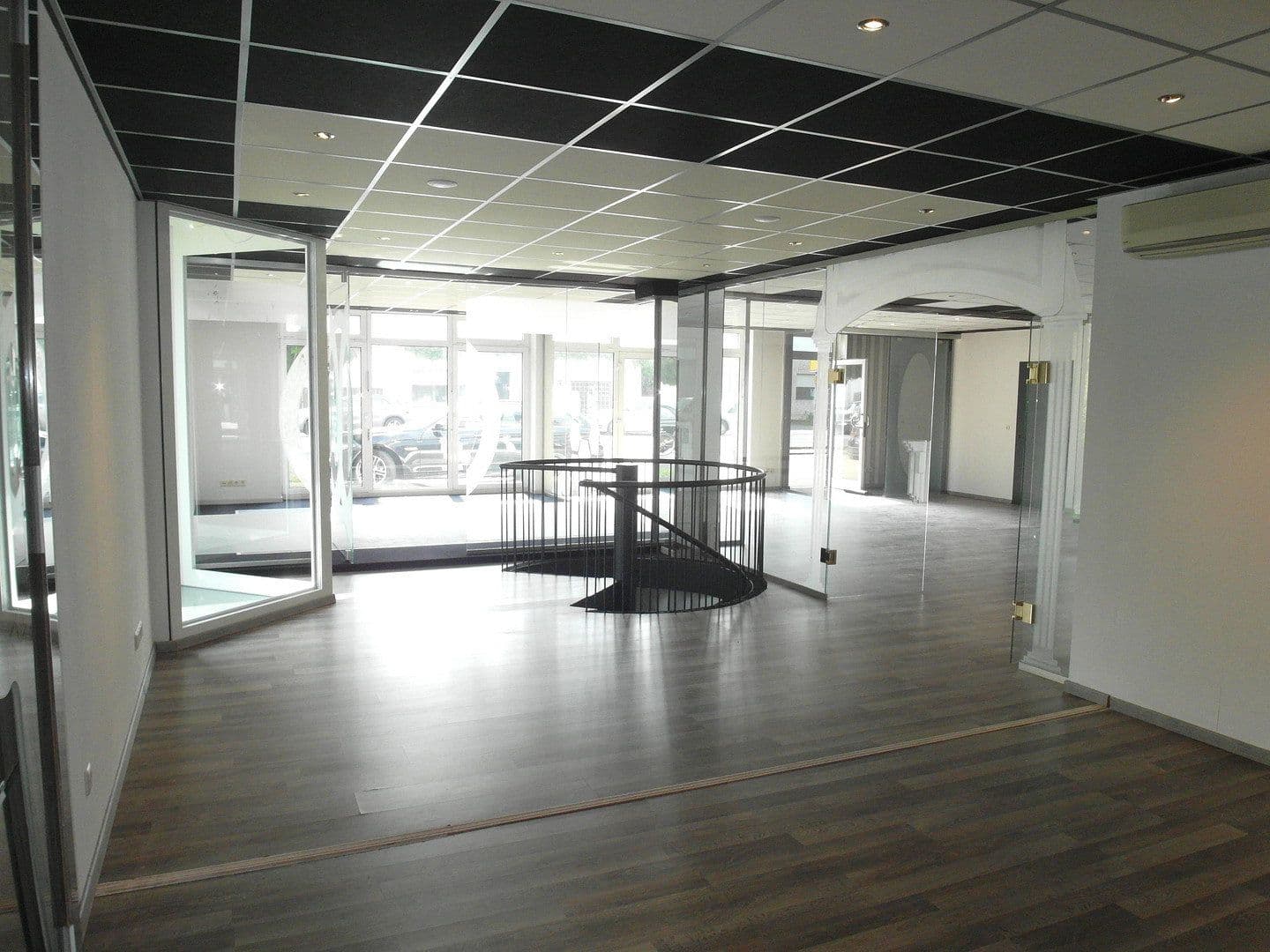 office to rent, 180 m², Neusser Straße 26, Meerbusch, North Rhine-Westphalia office to rent, 180 m², Neusser Straße 26, Meerbusch, North Rhine-Westphalia