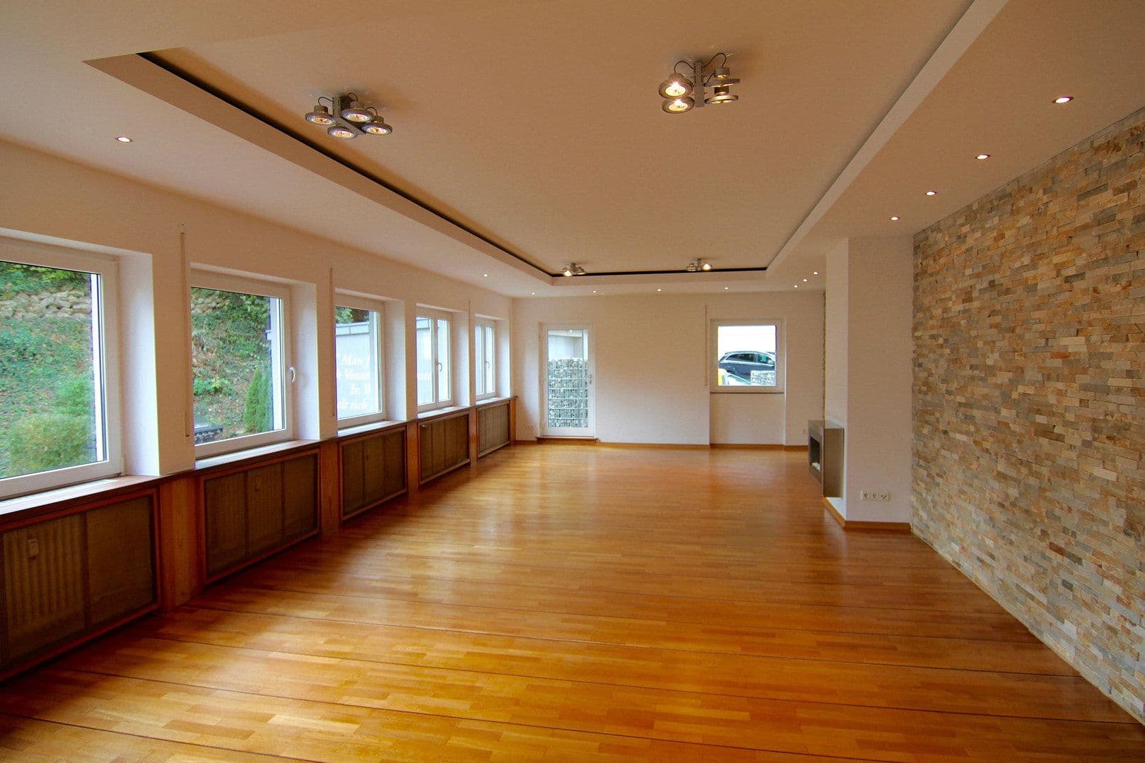 4 bedroom flat to rent, 189 m², Stuttgart, Baden-Württemberg 4 bedroom flat to rent, 189 m², Stuttgart, Baden-Württemberg