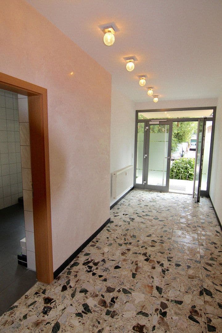 4 bedroom flat to rent, 189 m², Stuttgart, Baden-Württemberg 4 bedroom flat to rent, 189 m², Stuttgart, Baden-Württemberg