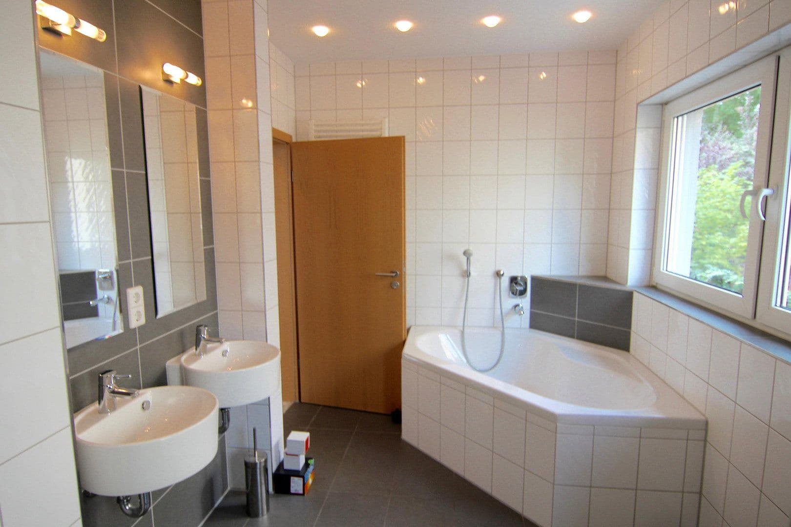 4 bedroom flat to rent, 189 m², Stuttgart, Baden-Württemberg 4 bedroom flat to rent, 189 m², Stuttgart, Baden-Württemberg