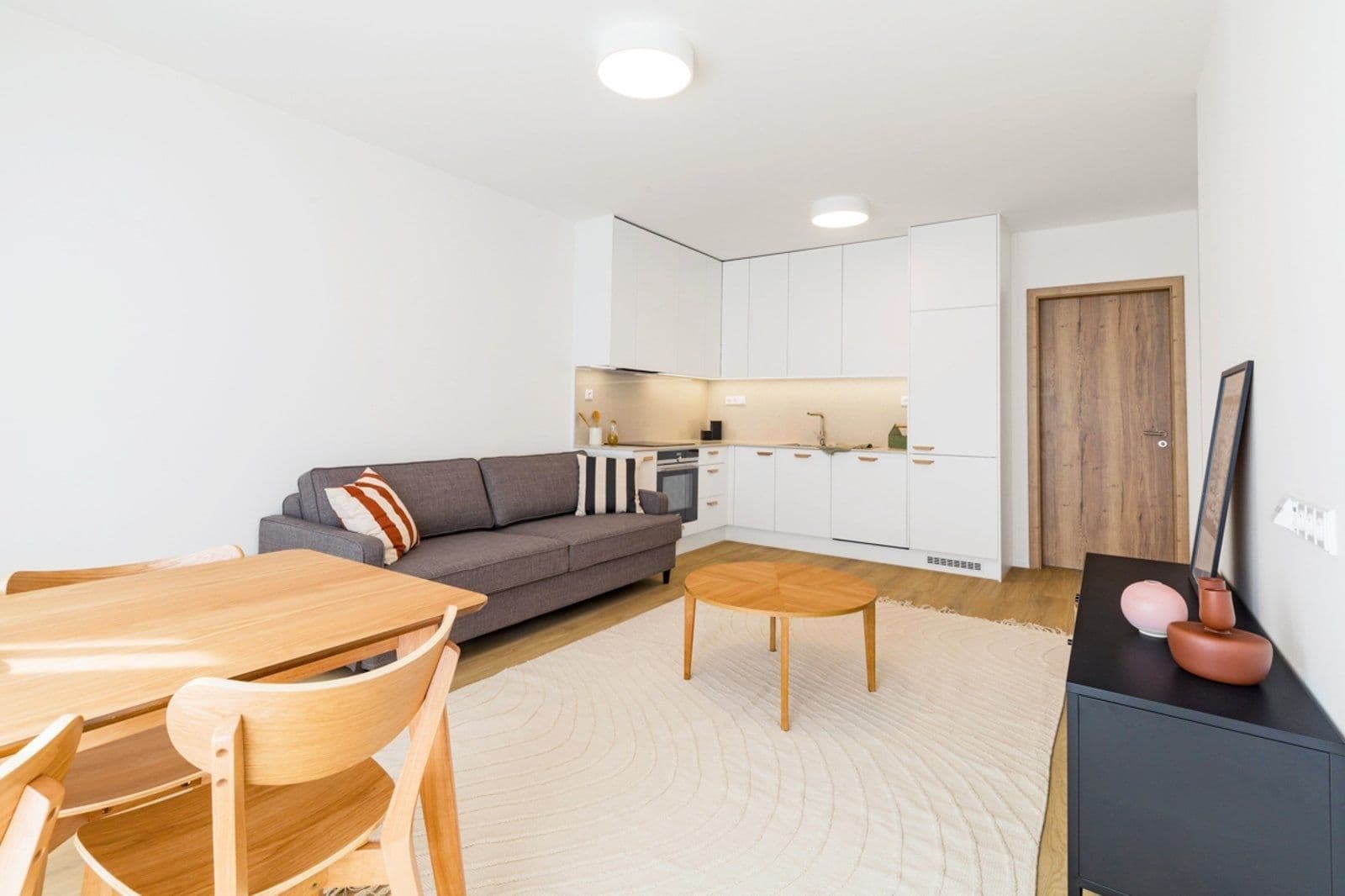 1 bedroom with open-plan kitchen flat to rent, 55 m², Vrbenského, Prague, Prague 1 bedroom with open-plan kitchen flat to rent, 55 m², Vrbenského, Prague, Prague