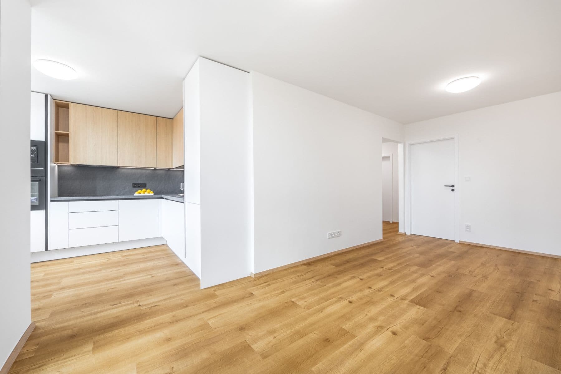 2 bedroom with open-plan kitchen flat for sale, 73 m², Pospíchalova, Prague, Prague 2 bedroom with open-plan kitchen flat for sale, 73 m², Pospíchalova, Prague, Prague