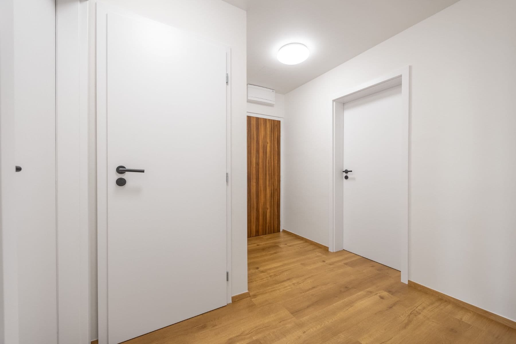 2 bedroom with open-plan kitchen flat for sale, 73 m², Pospíchalova, Prague, Prague 2 bedroom with open-plan kitchen flat for sale, 73 m², Pospíchalova, Prague, Prague