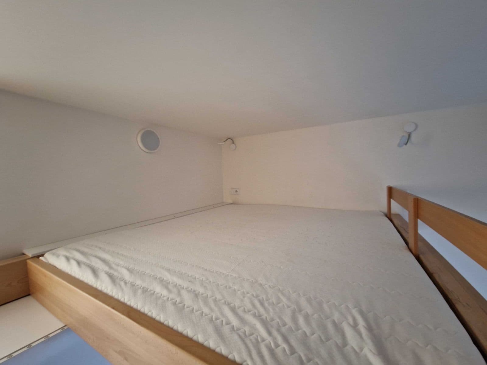 Studio flat to rent, 26 m², Hejtmánkova, Prague, Prague Studio flat to rent, 26 m², Hejtmánkova, Prague, Prague