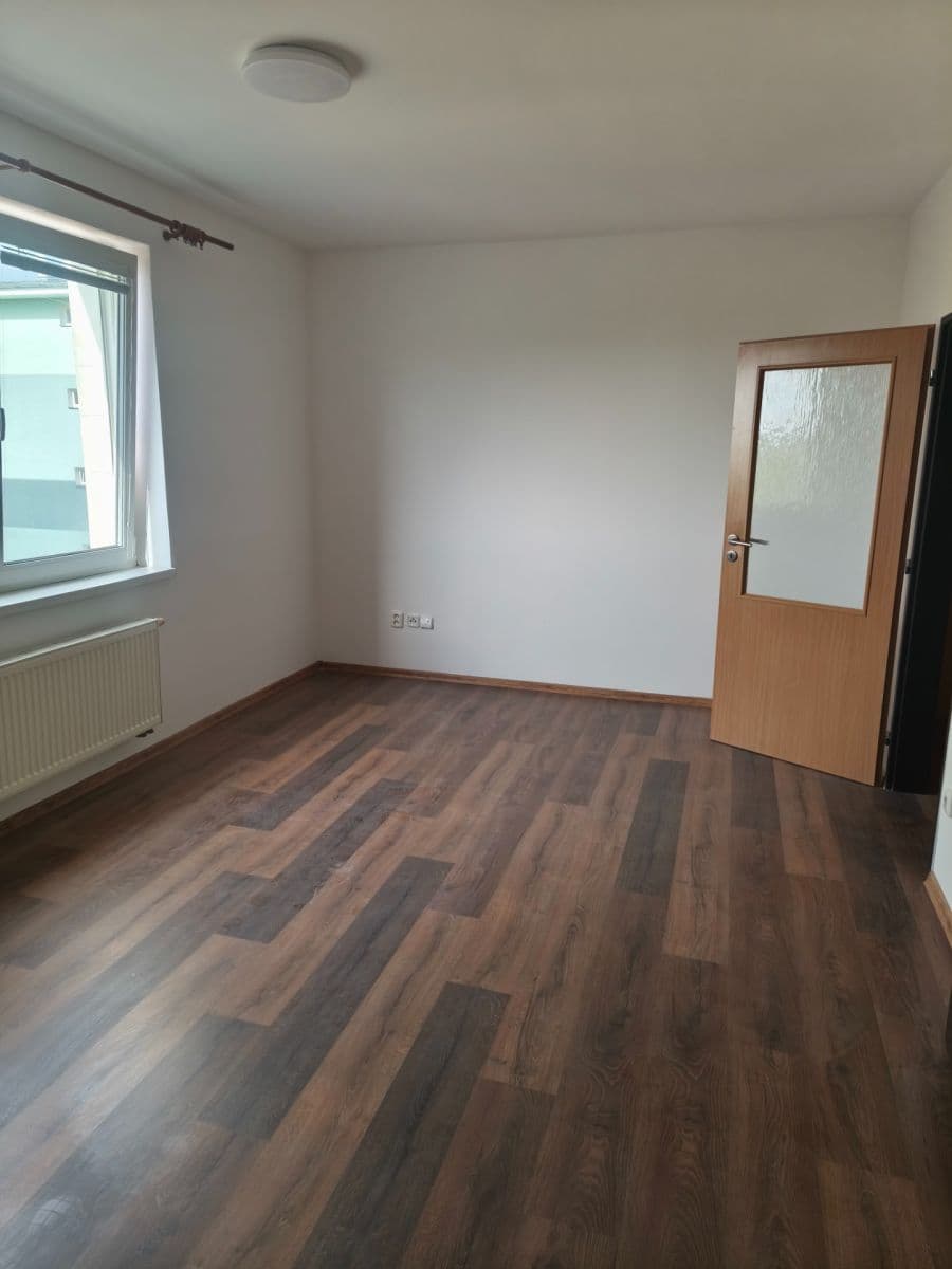 Studio flat for sale, 37 m², Třídvorská, Kolín, Středočeský Region Studio flat for sale, 37 m², Třídvorská, Kolín, Středočeský Region