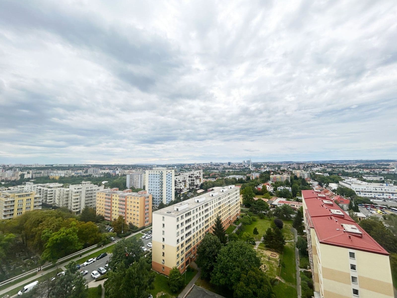 1 bedroom with open-plan kitchen flat to rent, 33 m², Jabloňová, Prague, Prague 1 bedroom with open-plan kitchen flat to rent, 33 m², Jabloňová, Prague, Prague