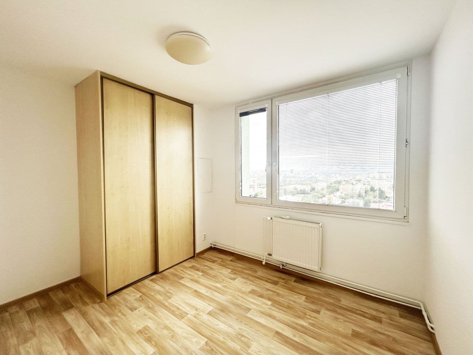1 bedroom with open-plan kitchen flat to rent, 33 m², Jabloňová, Prague, Prague 1 bedroom with open-plan kitchen flat to rent, 33 m², Jabloňová, Prague, Prague